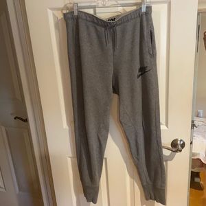 Nike Joggers